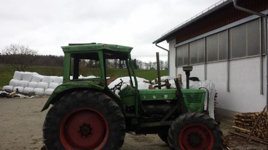 Oldtimer-Traktoren-Deutz-Fahr-19695093_12-30-2017.jpg