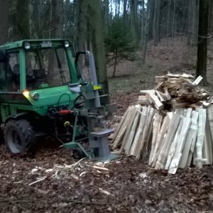 Intrac mit Waldausrüstung